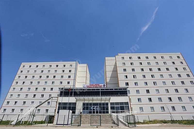 Cihannüma Kyk Kız Öğrenci Yurdu - İzmir KYK öğrenci yurdu dış görünüşü