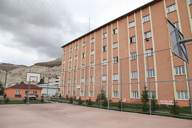 Gürün Enver Bostancı Kyk Kız Ve Erkek Yurdu Görseli