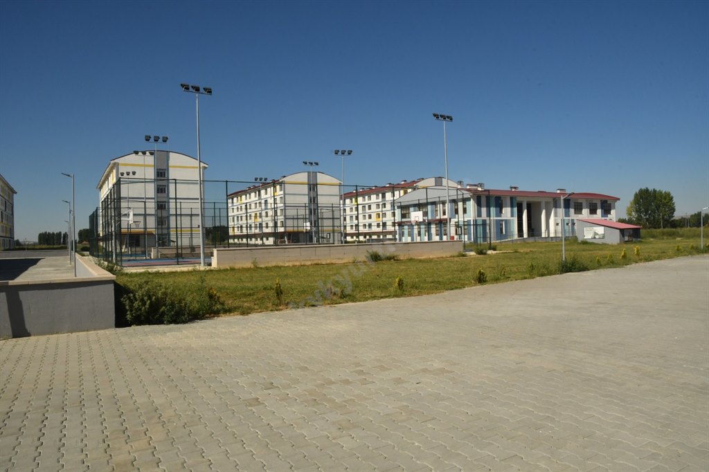 Hızır Bey Kyk Kız ve Erkek Öğrenci Yurdu - Eskişehir KYK öğrenci yurdu dış görünüşü