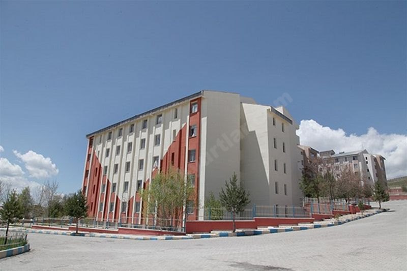 Kars  Kyk Erkek Öğrenci Yurdu - Kars KYK öğrenci yurdu dış görünüşü