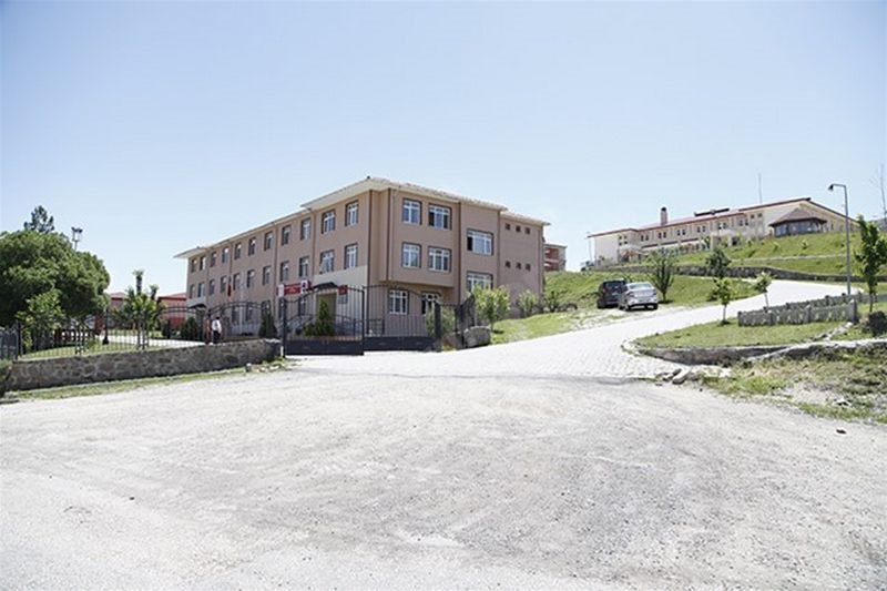 Kemah Kyk Kız Ve Erkek Öğrenci Yurdu - Erzincan KYK öğrenci yurdu dış görünüşü