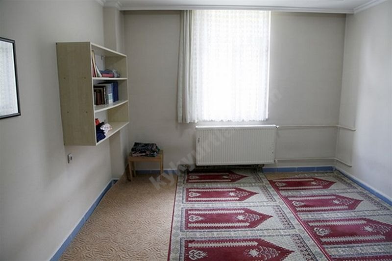 Maçka Şükrü Karadeniz Kyk Kız Ve Erkek Yurdu Görseli