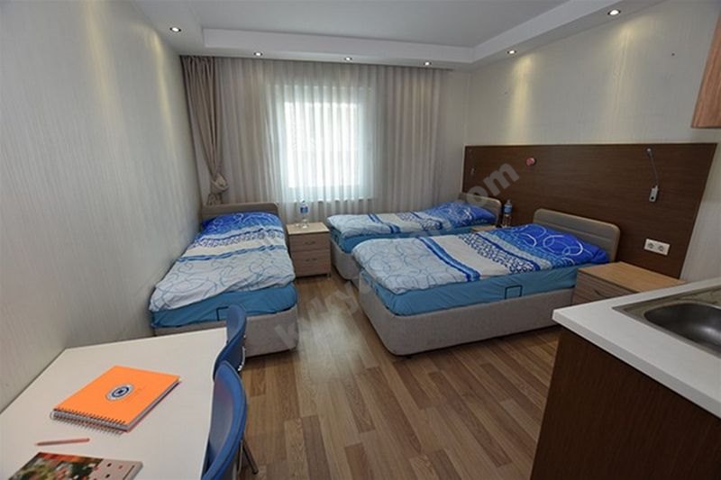Mahir İz Kyk Erkek Öğrenci Yurdu Görseli