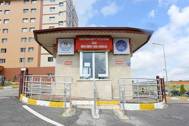 Uşak Kyk Erkek Öğrenci Yurdu - Uşak KYK öğrenci yurdu dış görünüşü